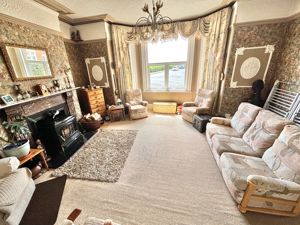 lounge- click for photo gallery